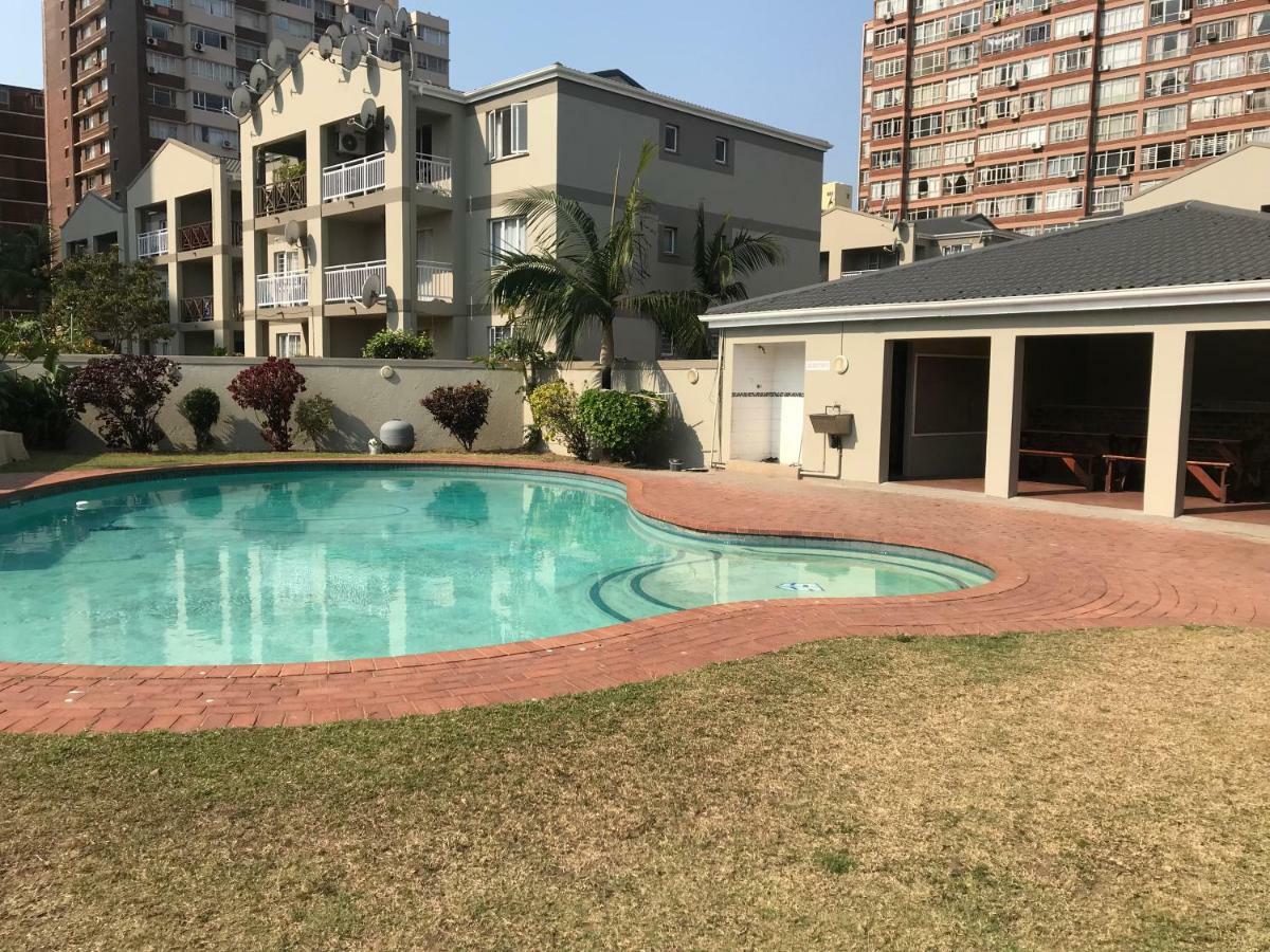 Durban Beach Getaway - Summersands, Inverter For Load Shedding, Free Wifi & Free Parking Exterior foto